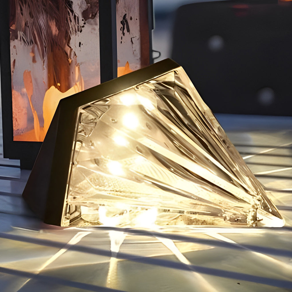 Facet Solar LED Diamond Wall Light (2-Pack)