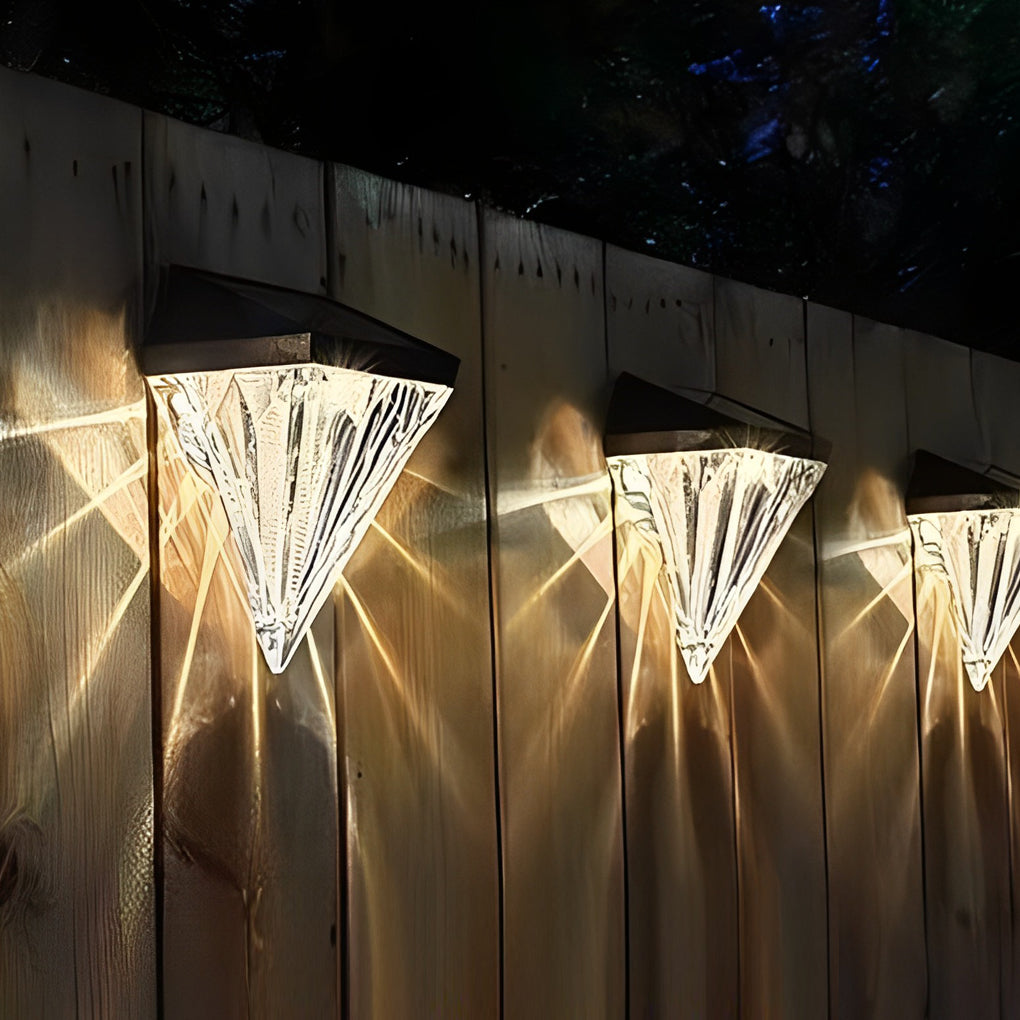 Facet Solar LED Diamond Wall Light (2-Pack)